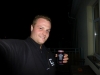 Daheim angekommen prostete Ronny ein letztes Mal auf den tollen Trip mit einem von ZoZo spendierten Drink!